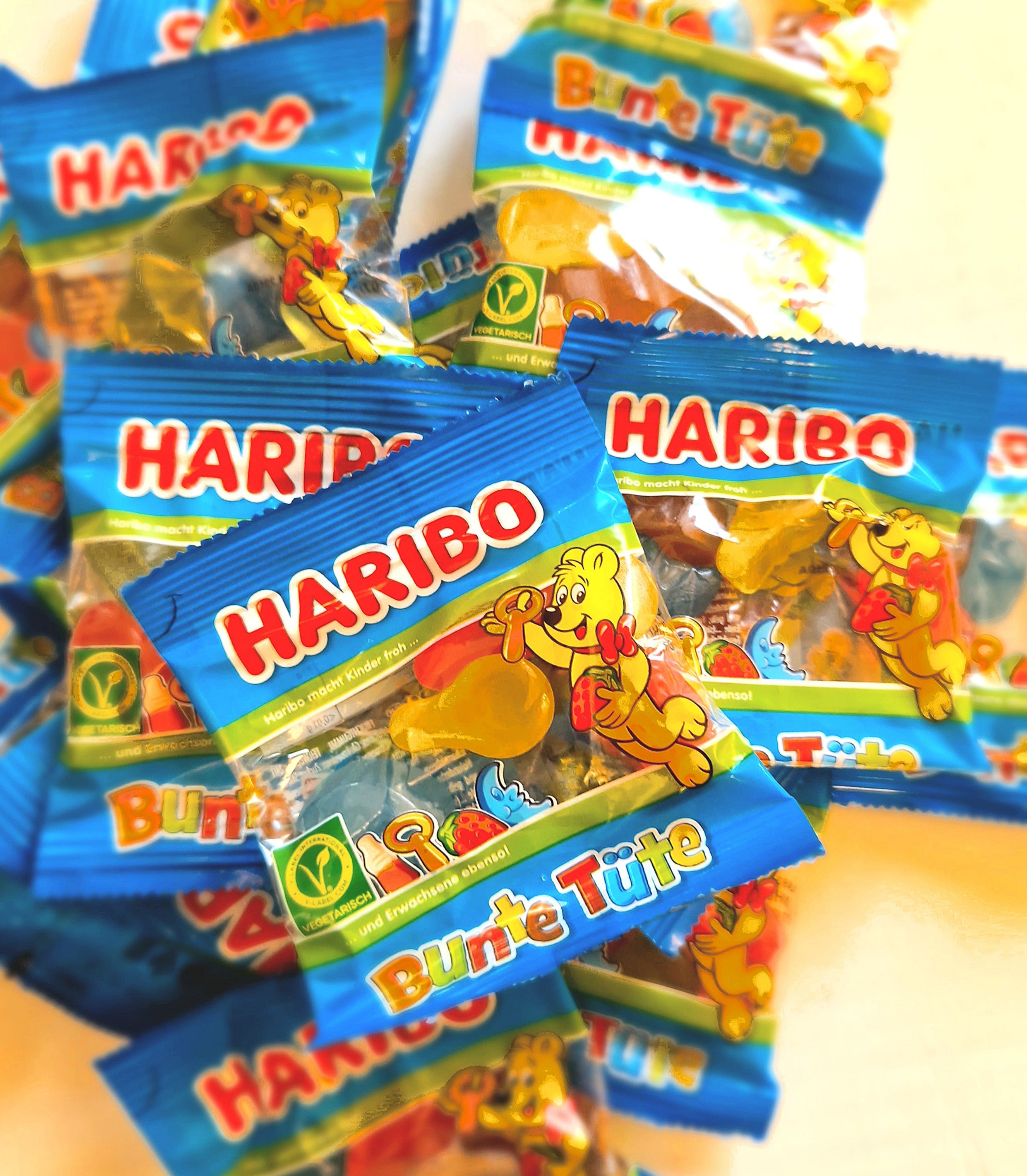 Haribo Minis Bunte Tüte 60 Tüten 900g SweetsDepot